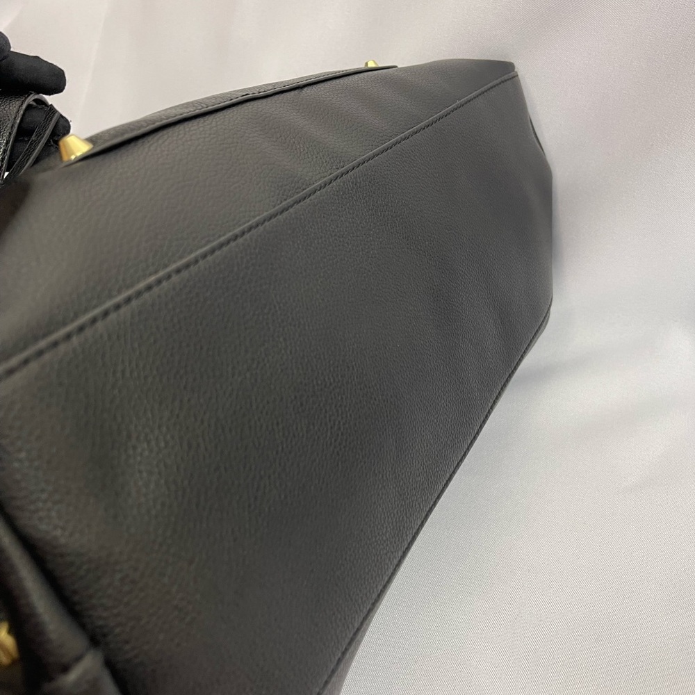 1
JOE'S Jeans
Studded Black Faux Leather Tote bag - Picture 10 of 10